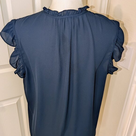 Daniel Rainn Sleeveless  Navy Blue top - Picture 4 of 7
